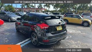 Ford Focus - Thumbnail 14