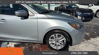 Toyota Yaris Ia - Thumbnail 18