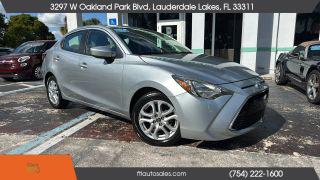 Toyota Yaris Ia - Thumbnail 8