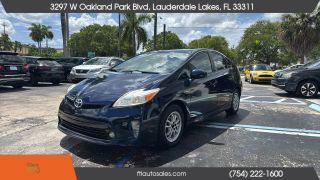 Toyota Prius - Thumbnail 12