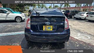 Toyota Prius - Thumbnail 16