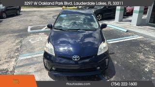 Toyota Prius - Thumbnail 10