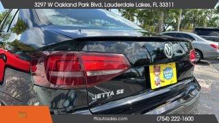 Volkswagen Jetta - Thumbnail 19