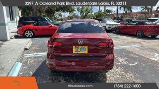 Volkswagen Jetta - Thumbnail 16