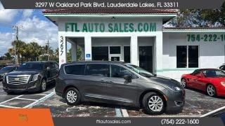 Chrysler Pacifica - Thumbnail 7