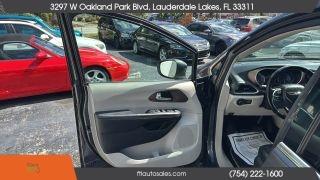 Chrysler Pacifica - Thumbnail 19