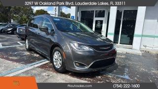 Chrysler Pacifica - Thumbnail 9