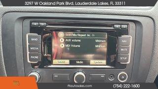 Volkswagen Jetta - Thumbnail 2