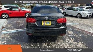 Volkswagen Jetta - Thumbnail 16