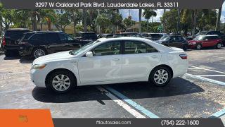 Toyota Camry - Thumbnail 14