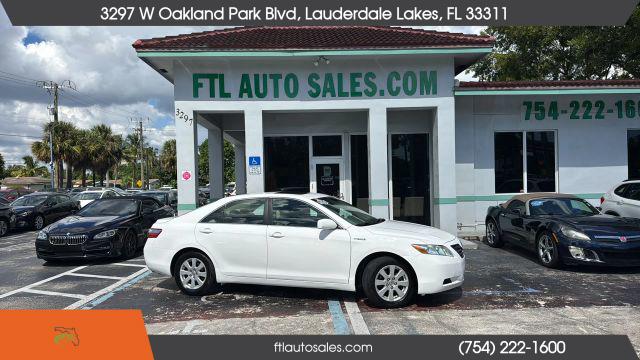 Toyota Camry - View 1