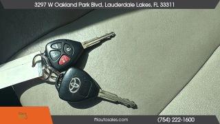 Toyota Camry - Thumbnail 4