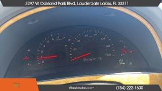 Toyota Camry - Thumbnail 3