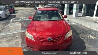 Toyota Camry - Thumbnail 9