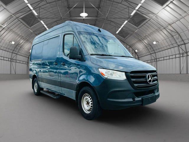 MERCEDES-BENZ SPRINTER 2500 CREW - View 1