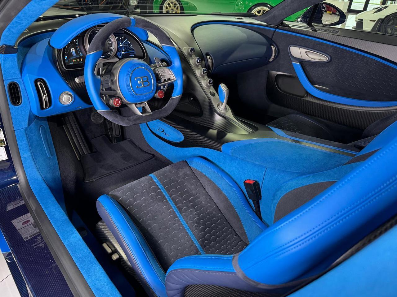 Bugatti Divo - Thumbnail 9