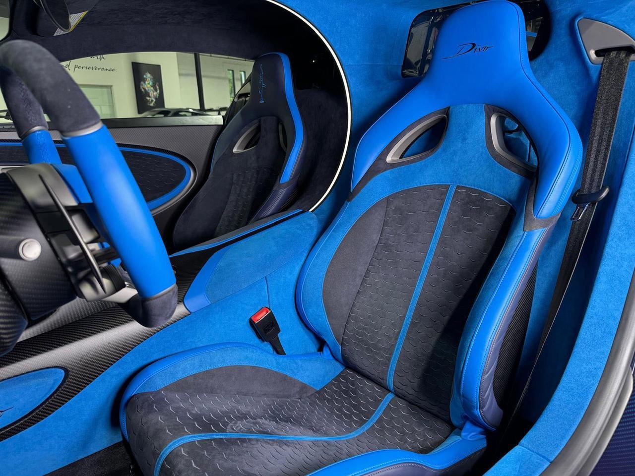 Bugatti Divo - Thumbnail 10