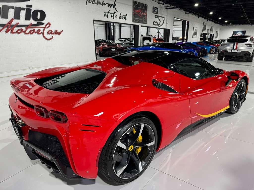 Ferrari SF90 Spider - Thumbnail 15