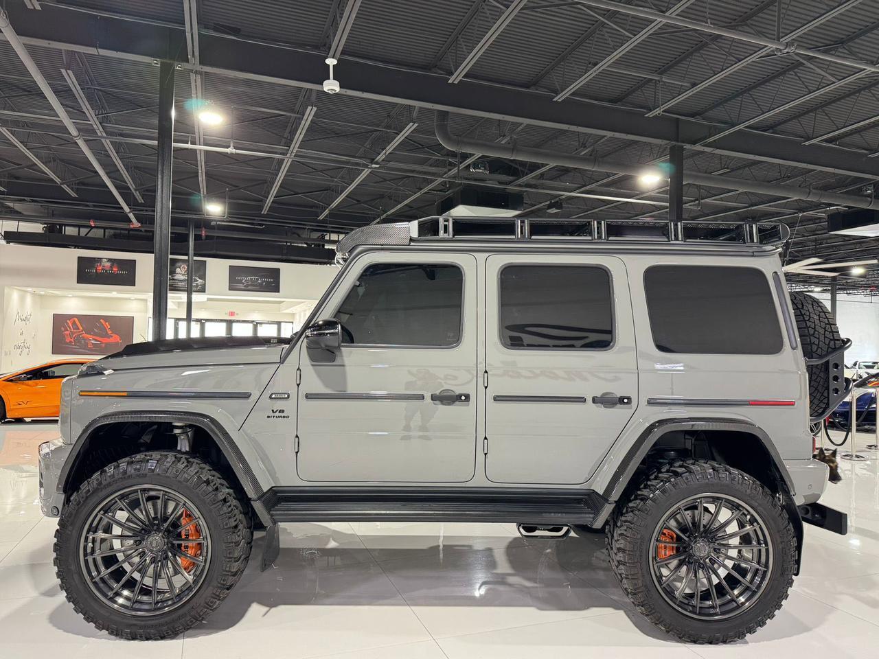 Mercedes-Benz G-Class - Thumbnail 4