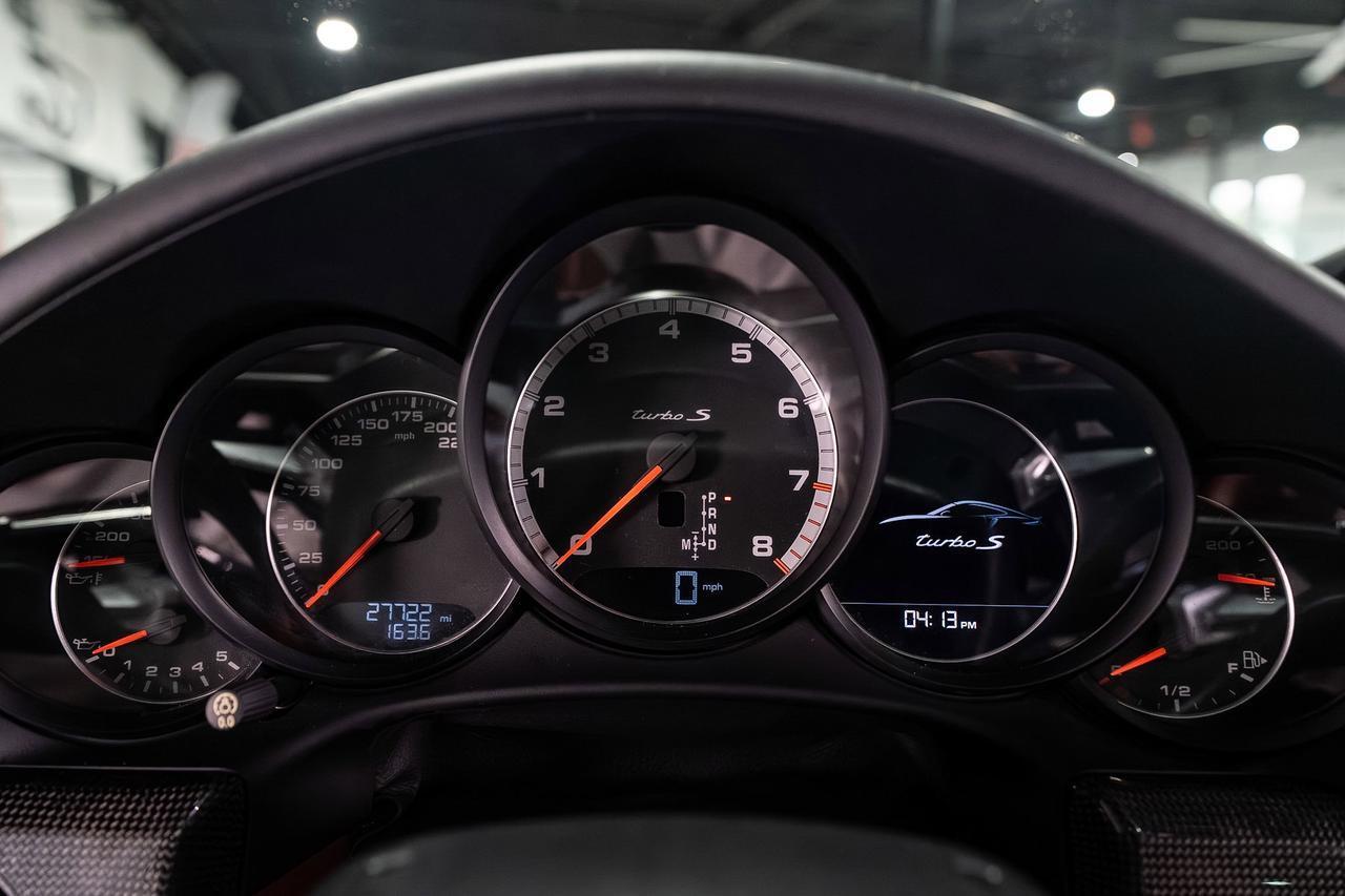 Porsche 911 - Thumbnail 13