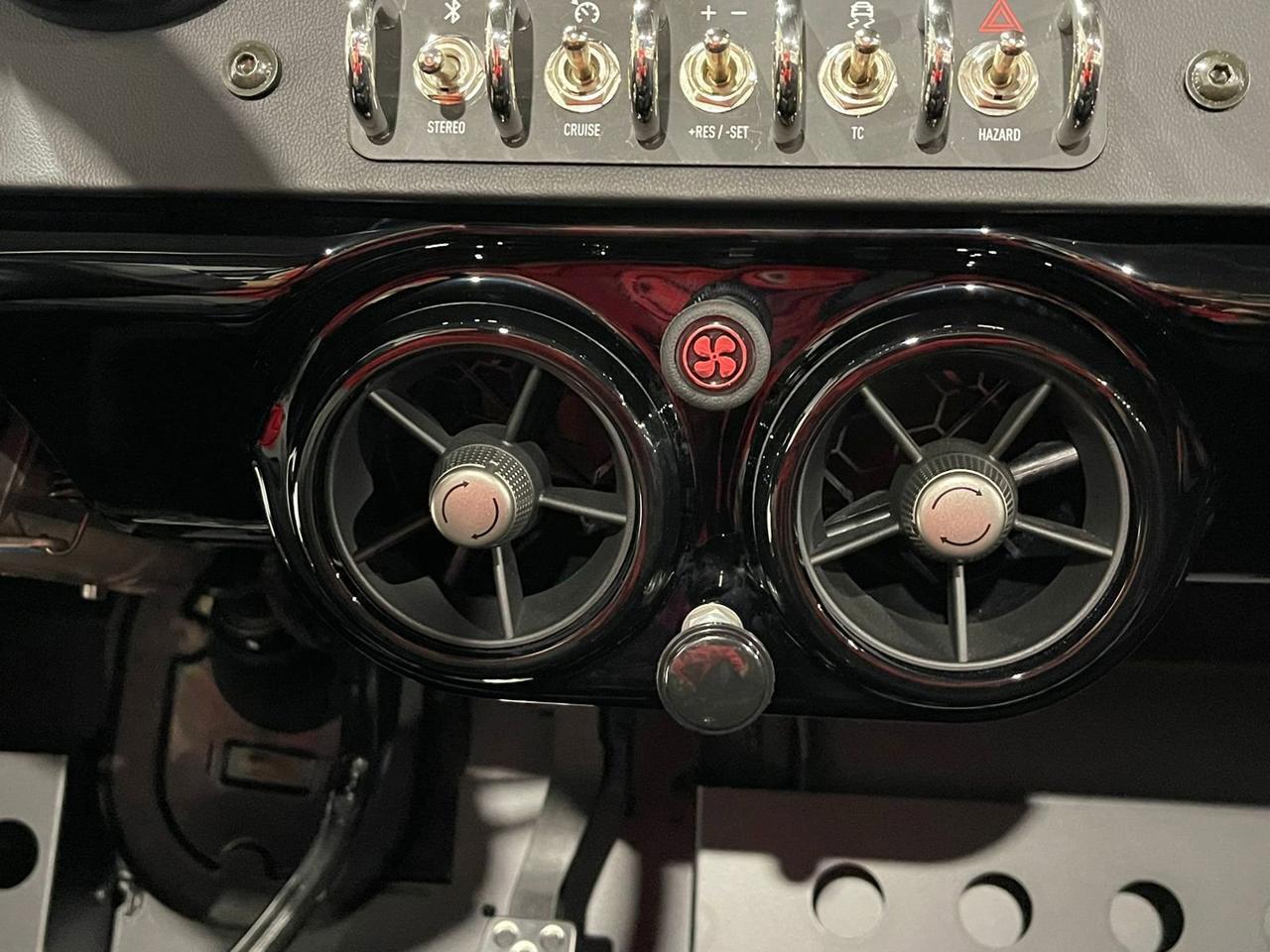 Vanderhall Carmel - Thumbnail 19