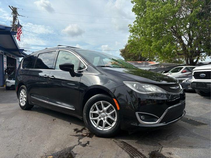 Chrysler Pacifica Touring L | Miami, Fl | Ocean Auto Sales - Thumbnail 3