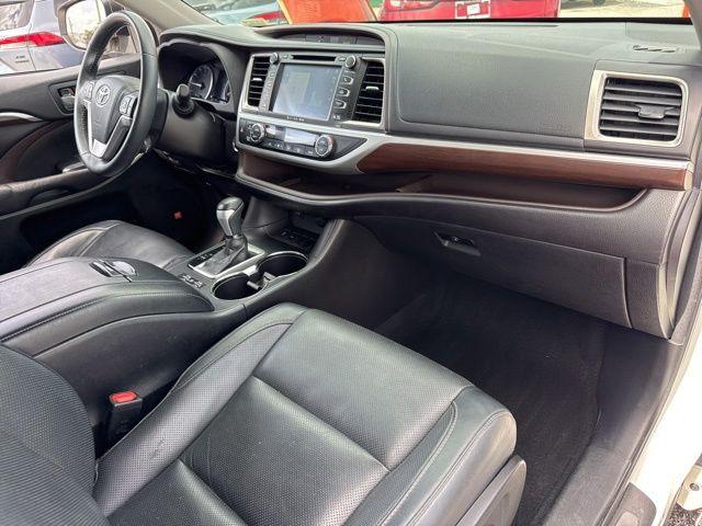 Toyota Highlander Limited In Hollywood Fl | 5Tdykrfh9Gs183484 | Toyota Of Hollywood'S Amazinn Used Cars - Thumbnail 15