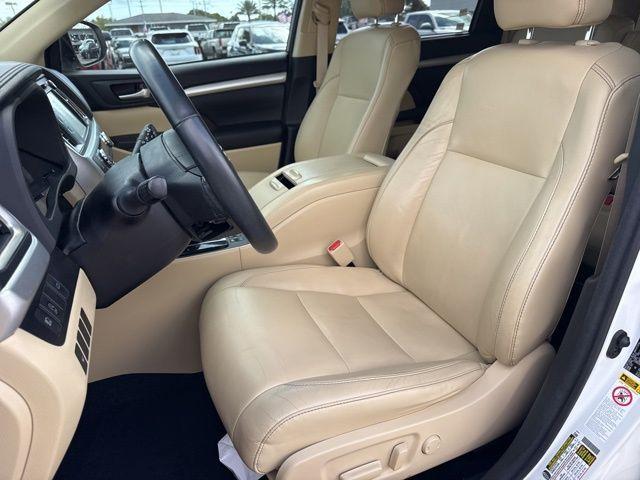 Toyota Highlander Se In Hollywood Fl | 5Tdkzrfh3Js265168 | Toyota Of Hollywood'S Amazinn Used Cars - Thumbnail 11