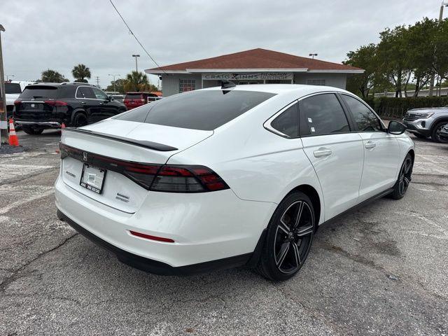 Honda Accord Hybrid Sport In Hollywood Fl | 1Hgcy2F51Ra027513 | Toyota Of Hollywood'S Amazinn Used Cars - Thumbnail 3