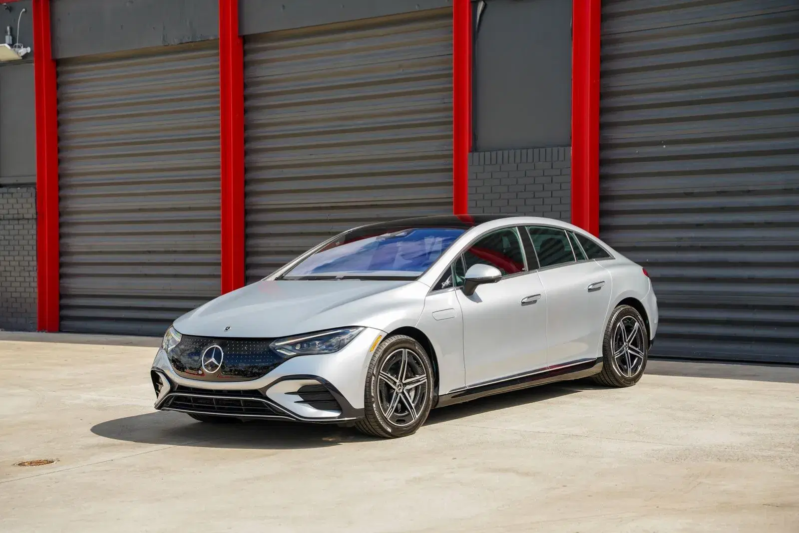 Mercedes-Benz Eqe 350+ Sedan - View 1