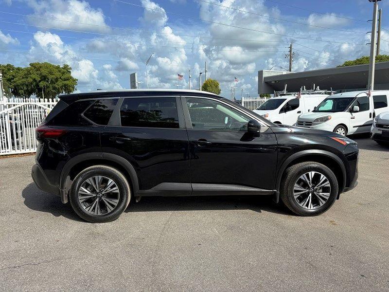 Nissan Rogue Sv - Thumbnail 5