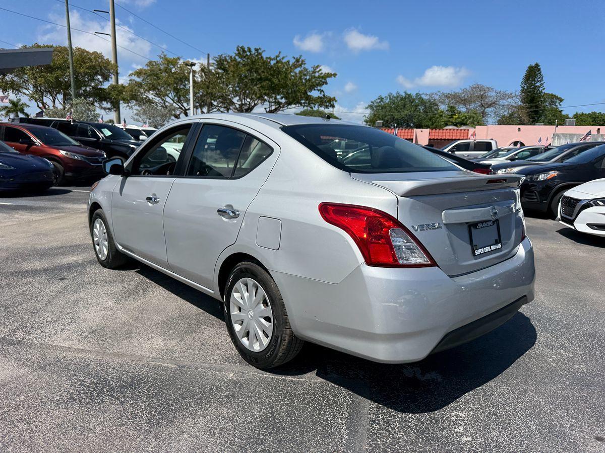 Nissan Versa Sedan Sv - Thumbnail 8