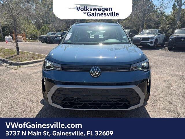 Volkswagen Taos S Fwd Sport Utility - Thumbnail 3