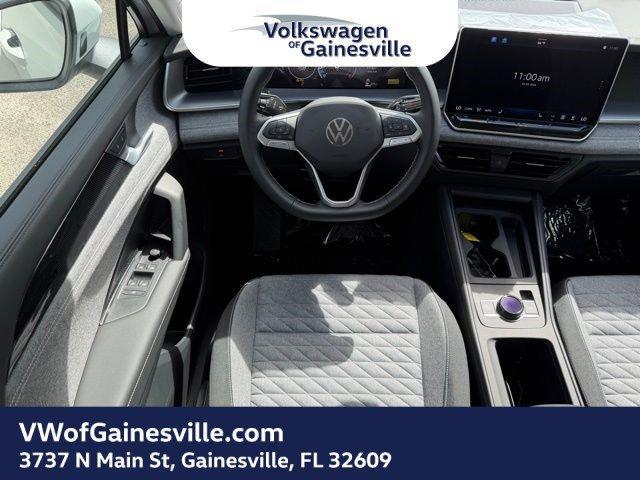 Volkswagen Tiguan S Fwd Sport Utility - Thumbnail 12