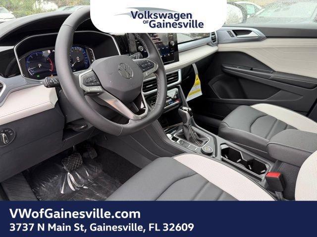 Volkswagen Taos Sel With Navigation & Awd - Thumbnail 16