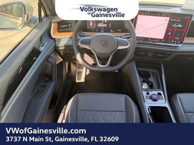 Volkswagen Tiguan Sel R-Line Turbo With Navigation & Awd - Thumbnail 11