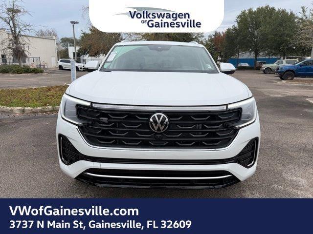 Volkswagen Atlas Cross Sport 2.0T Sel Premium R-Line With Navigation & Awd - Thumbnail 3