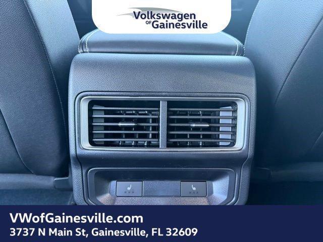 Volkswagen Atlas Cross Sport 2.0T Sel Premium R-Line With Navigation & Awd - Thumbnail 9