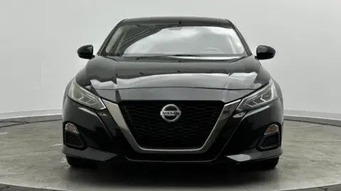 Nissan Altima 2.5 Sr - Thumbnail 3