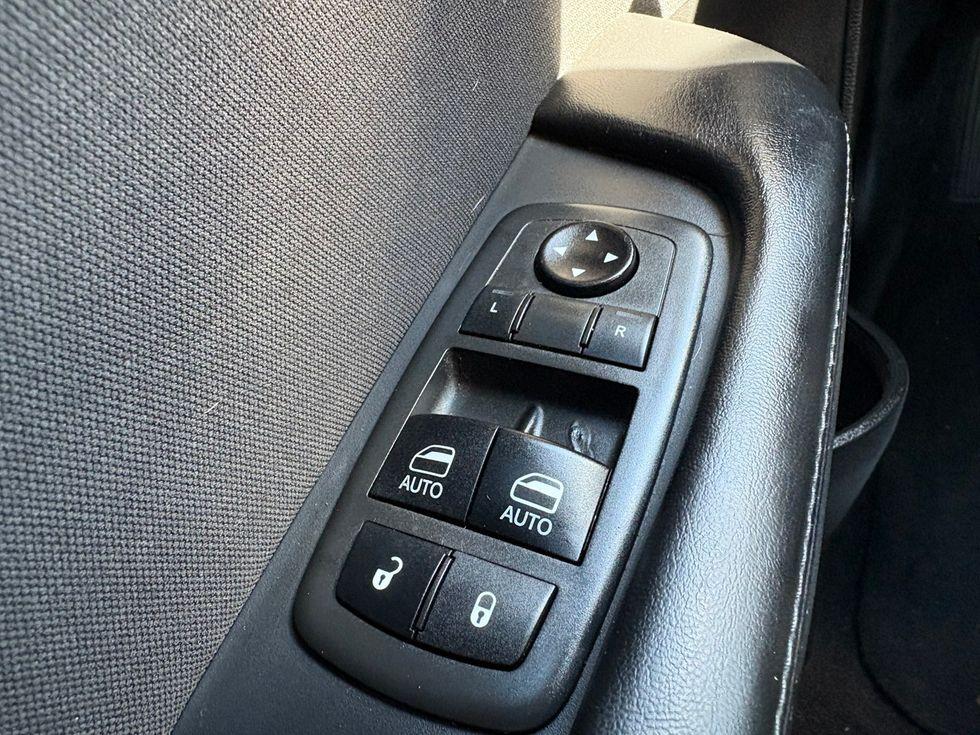 Dodge Challenger Sxt | Miami, Fl | Ocean Auto Sales - Thumbnail 2