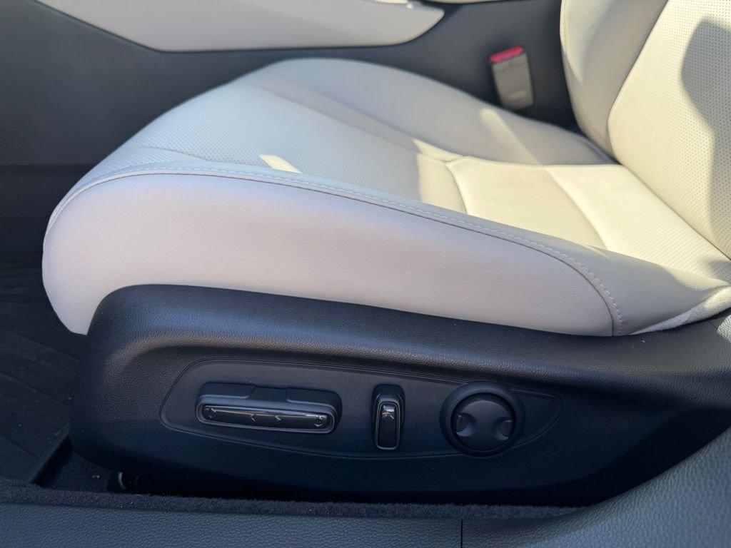 Honda Accord Hybrid Touring - Thumbnail 14