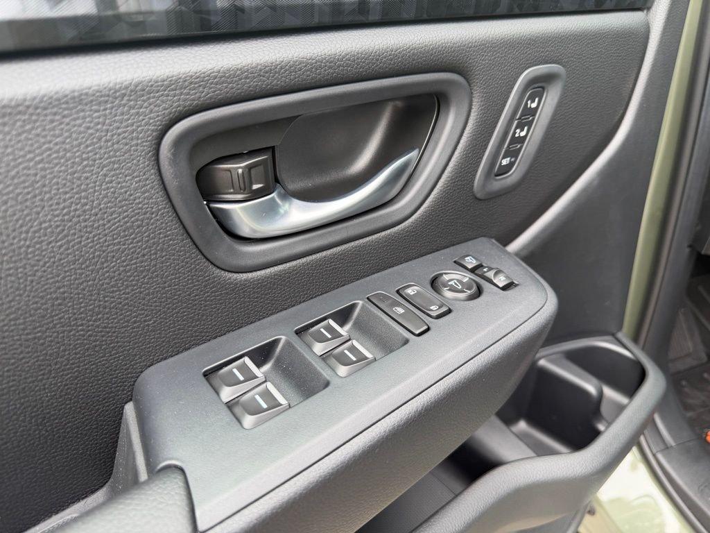 Honda Passport Trailsport Elite Blackout - Thumbnail 15