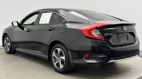 Honda Civic Sedan Lx - Thumbnail 6