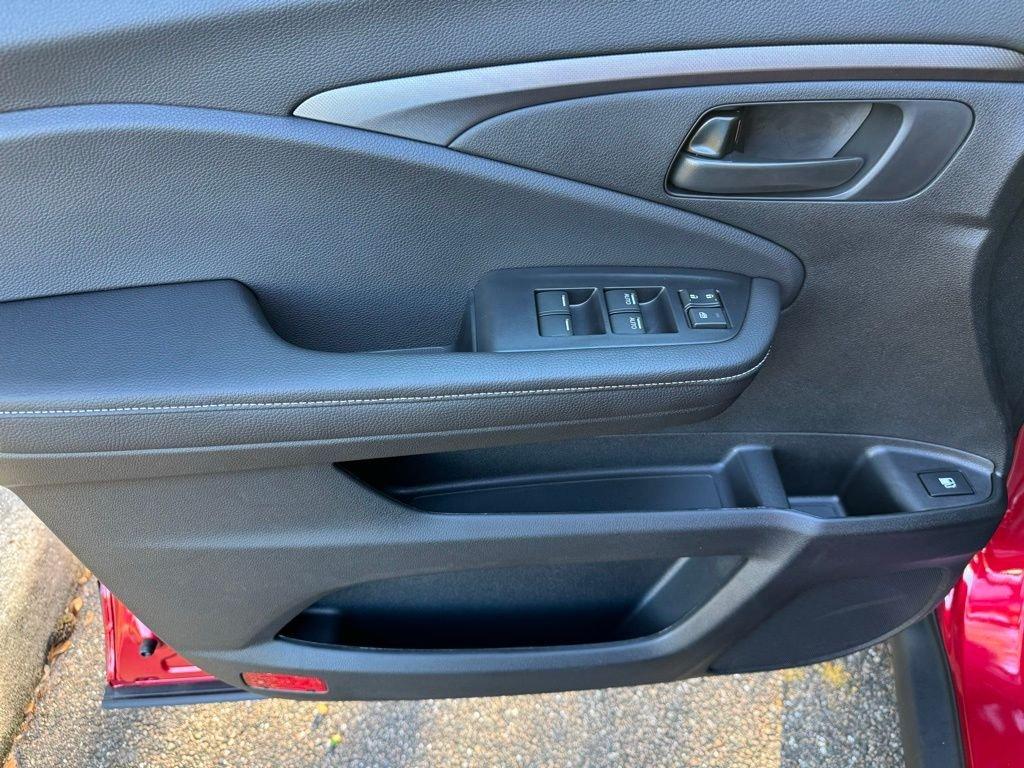 Honda Ridgeline Sport - Thumbnail 14