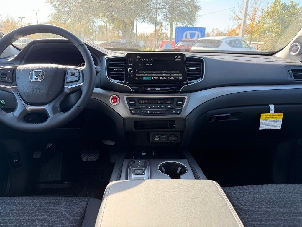 Honda Ridgeline Sport - Thumbnail 11