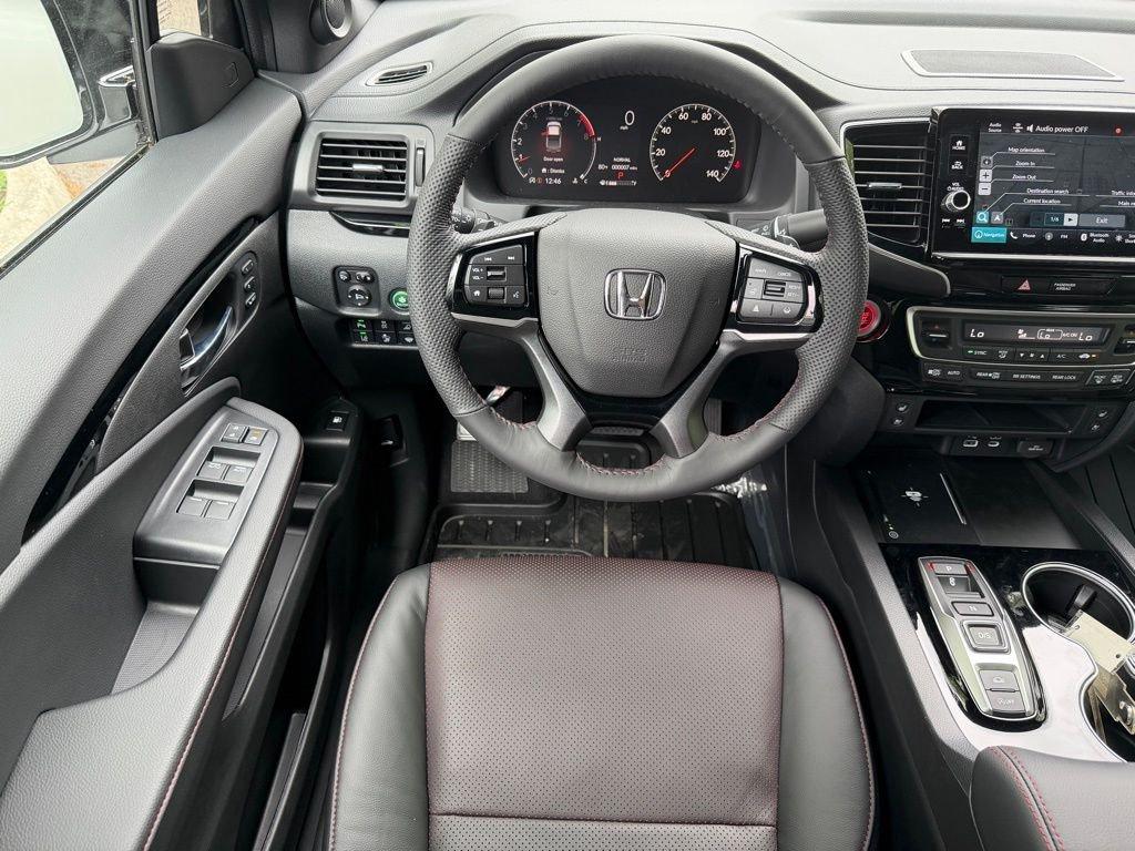 Honda Ridgeline Black Edition - Thumbnail 15