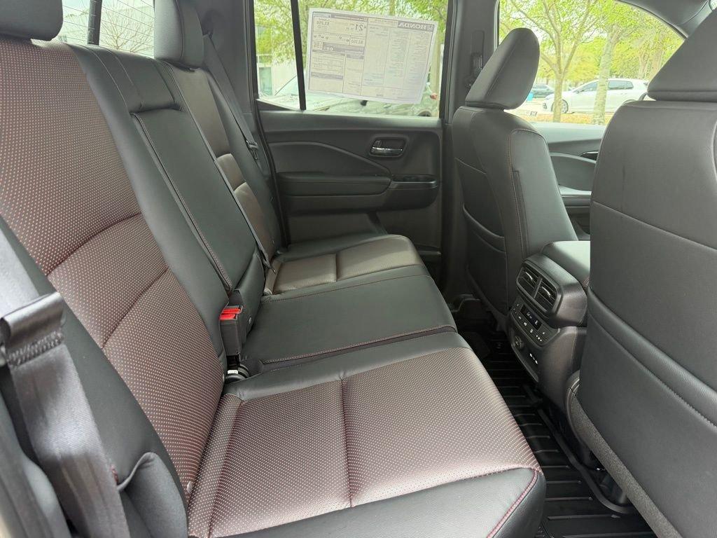 Honda Ridgeline Black Edition - Thumbnail 8