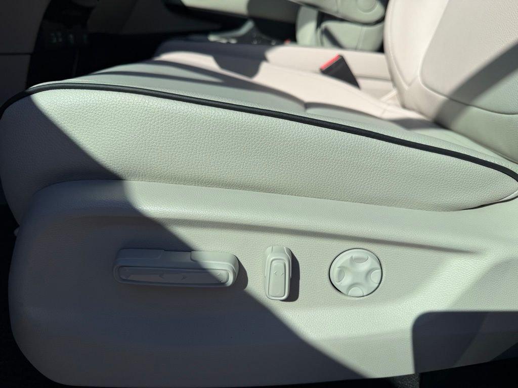 Honda Odyssey Touring - Thumbnail 15