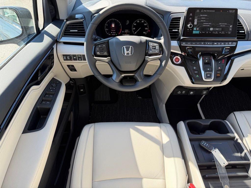 Honda Odyssey Touring - Thumbnail 12