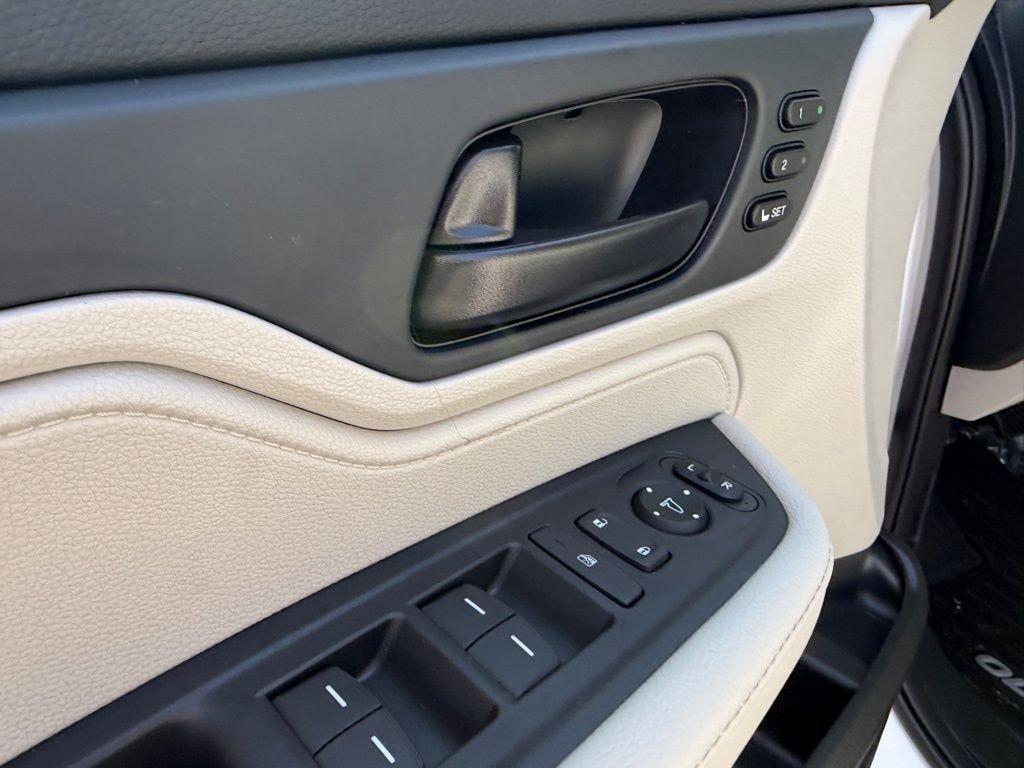 Honda Odyssey Ex-L - Thumbnail 14